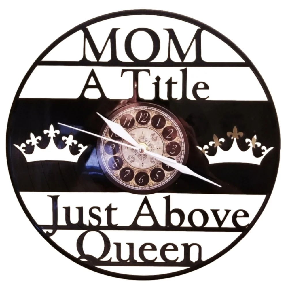 MOM A TITLE JUST ABOVE QUEEN vinyl record clock - Picture 1 of 2